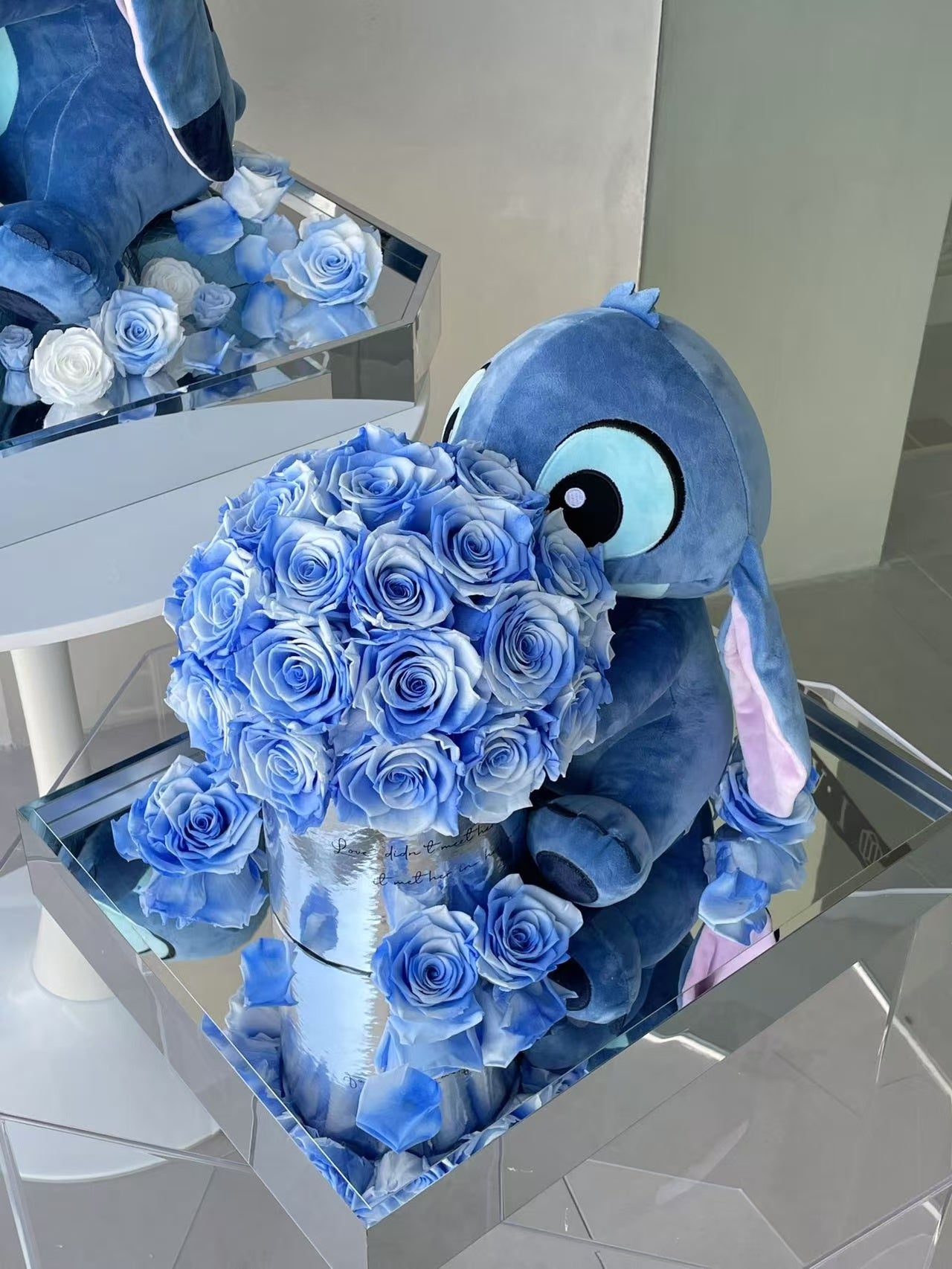 Stitch Preserved Flower Gift Box